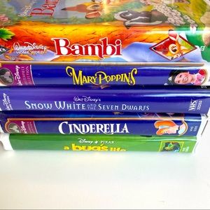 5 Disney Classics, Oscar winners, VHS in cases